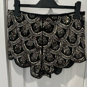 Parisian Collection Black & Gold festival art Deco Sequin Shorts new with tag